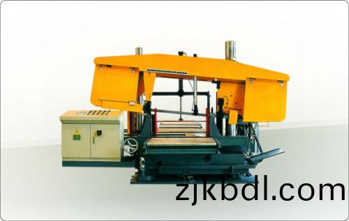 BS係(xi)列(lie)數控雙(shuang)立柱轉(zhuan)角(jiao)帶(dai)鋸(ju)機牀(chuang)