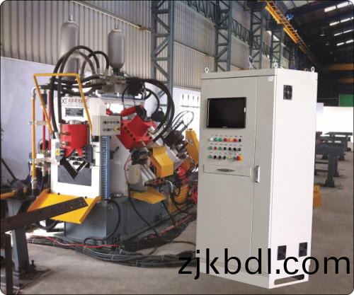 新(xin)型槽(cao)鋼衝孔機(ji)打(da)字(zi)剪(jian)切(qie)生産(chan)線